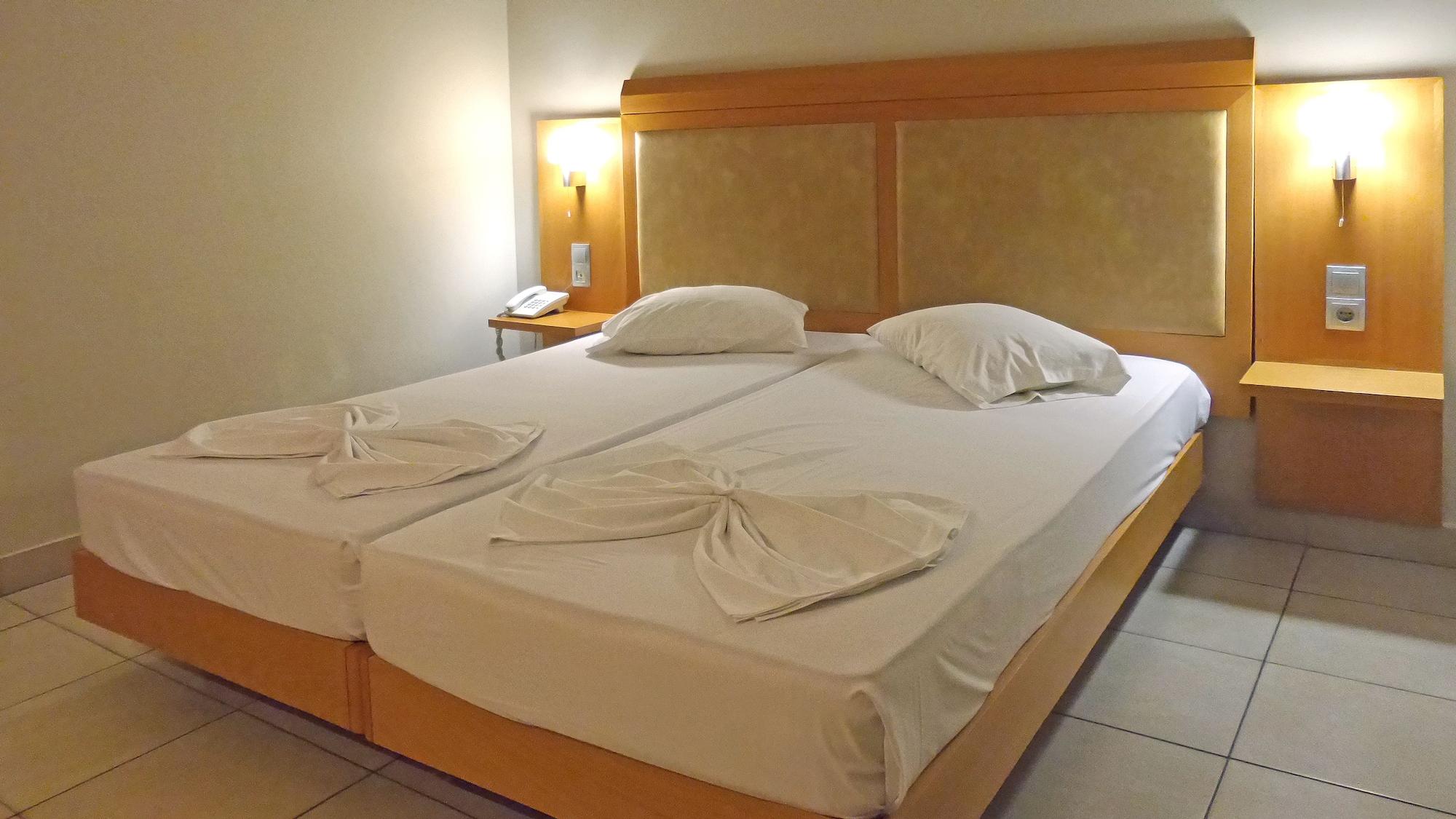 Saint Constantine Hotel Kos Bagian luar foto