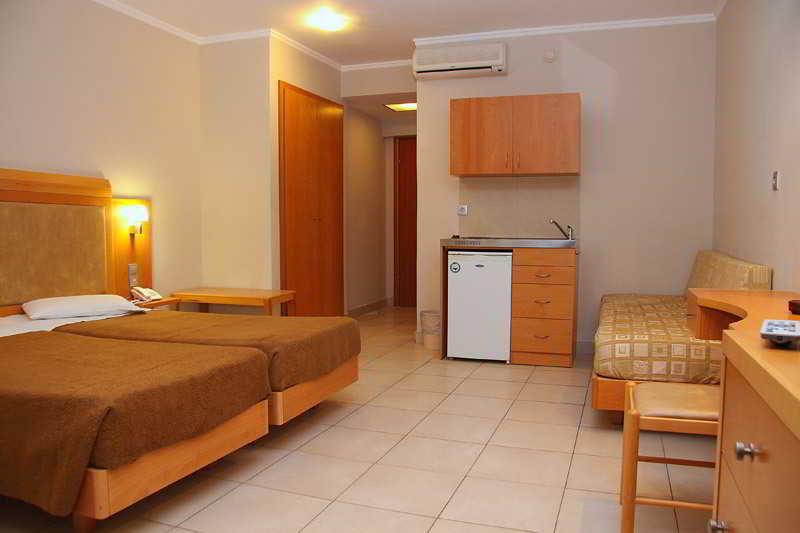 Saint Constantine Hotel Kos Bagian luar foto